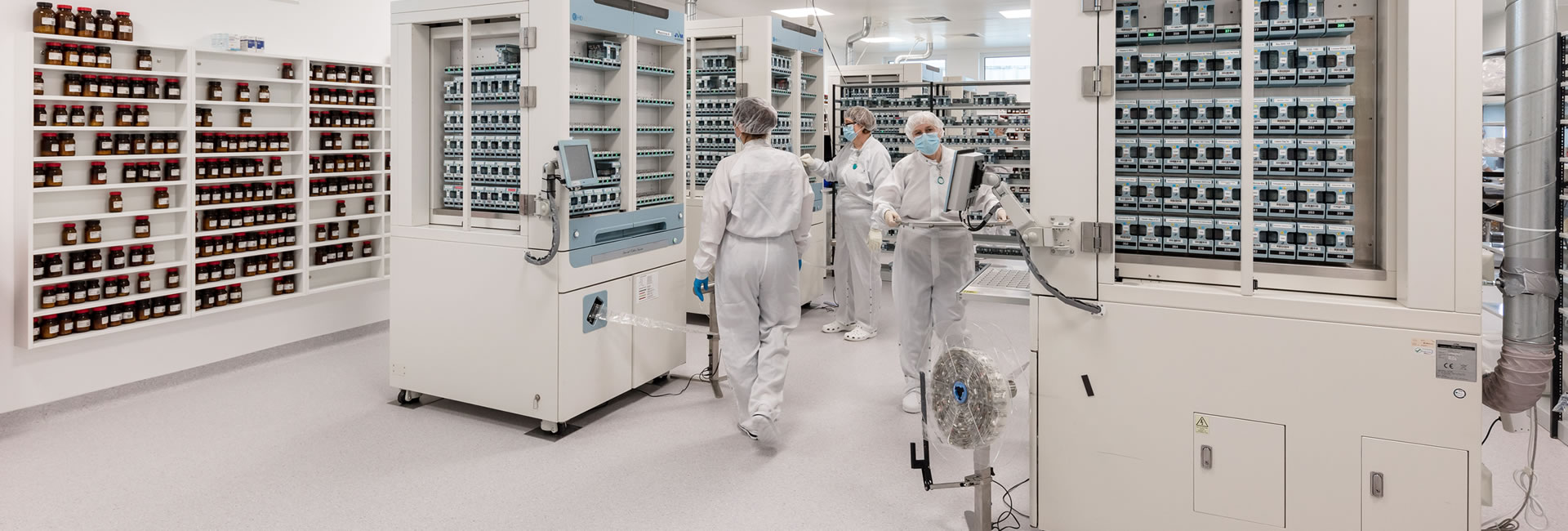 Blisterzentrum zur Verblisterung von Arzneimitteln in Blister Verpackungen für eine Patientenindividuelle Verblisterung aus Hameln.