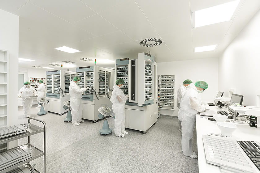 Patientenindividuelle Verblisterung Arzneimittel im Blisterzentrum Hameln für Blister Arzneimittel und die Verblisterung von Medikamenten. Blisterzentrum zur Verblisterung von Arzneimitteln in Blister Verpackungen für eine Patientenindividuelle Verblisterung aus Hameln.